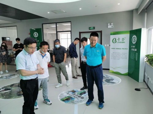 漢唐華固考察團見證卡本工廠高端質(zhì)造 卡本科技加固硅烷浸漬劑