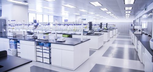 傳統(tǒng)品牌如何借科技研發(fā)贏得新銳增長 上美集團(tuán)副總裁劉明的四大關(guān)鍵